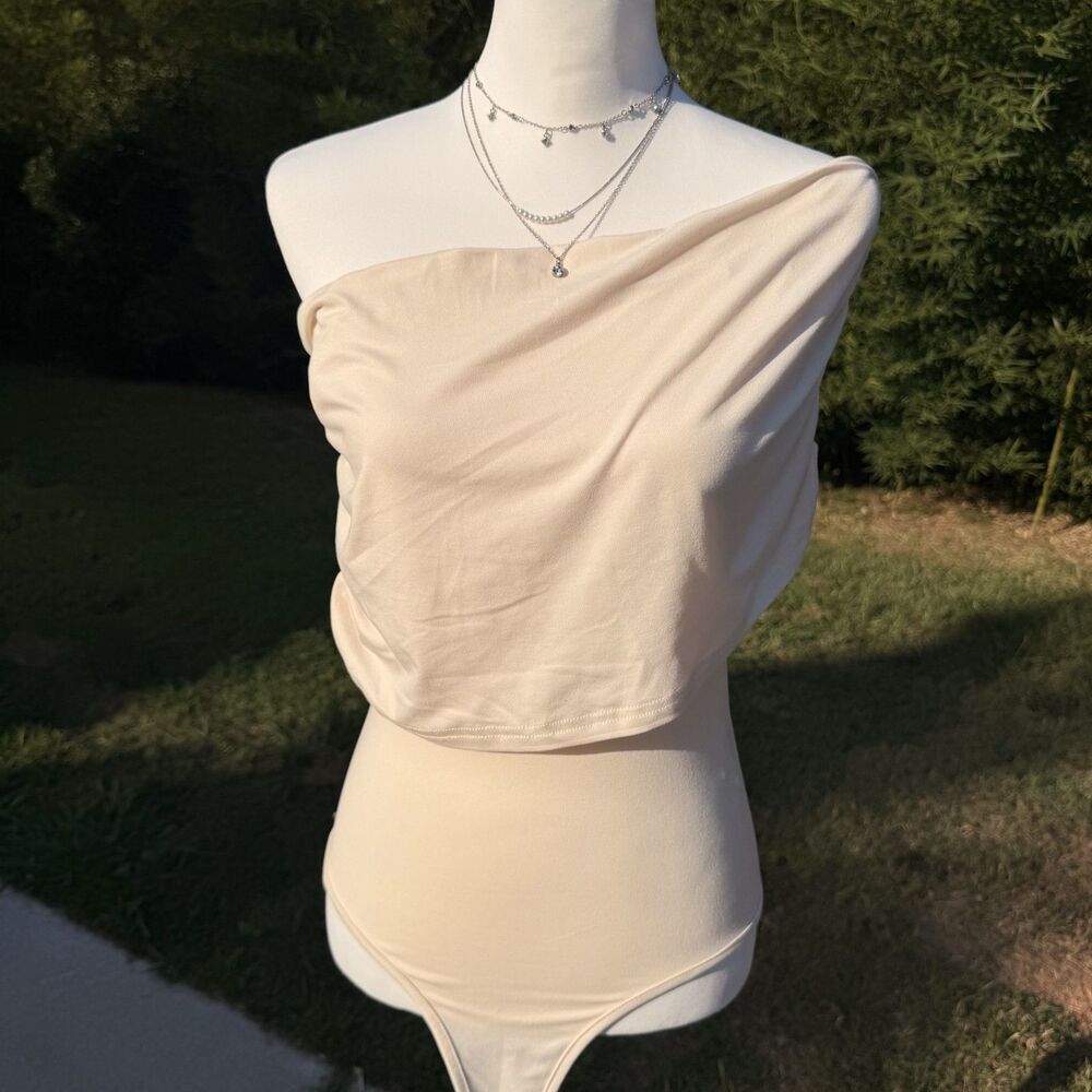 Cream Off Shoulder Bodysuit Ruched Foldover Fitted Long Sleeve Top Small NEW